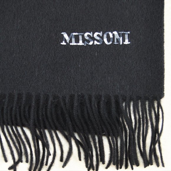 NWT MISSONI 100% Merino Wool Scarf with Fringe - Picture 5 of 6